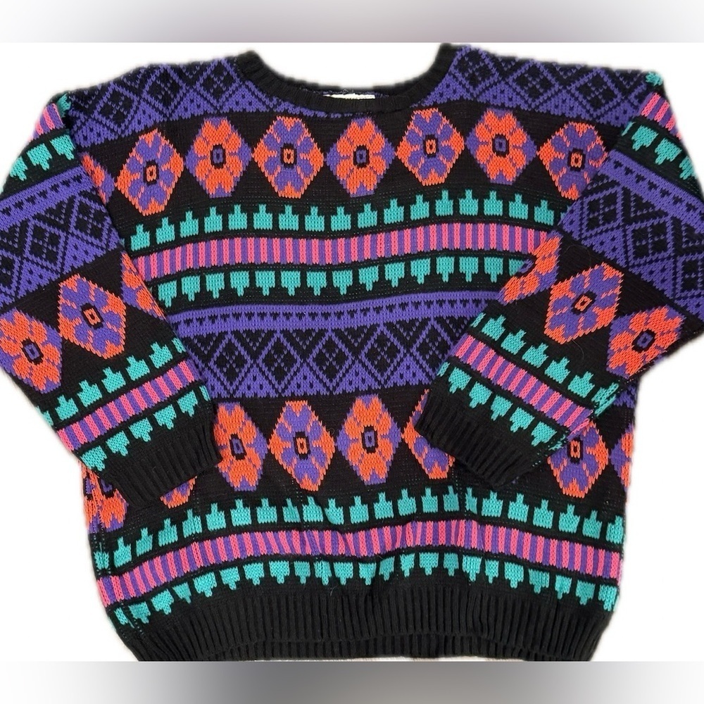 Jordache Multicolor Geometric Sweater Retro - Picture 9 of 13